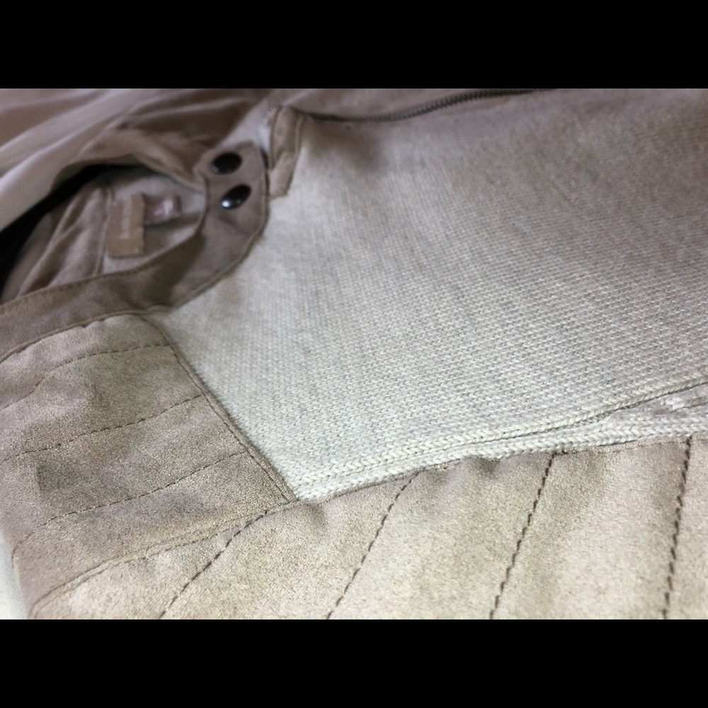 Sweater - Picture 4 of 5